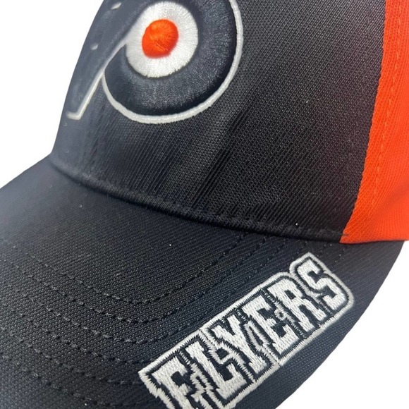 NHL Philadelphia Flyers Fan Favorites Cap Adjustable One Size Black Orange - Picture 4 of 10
